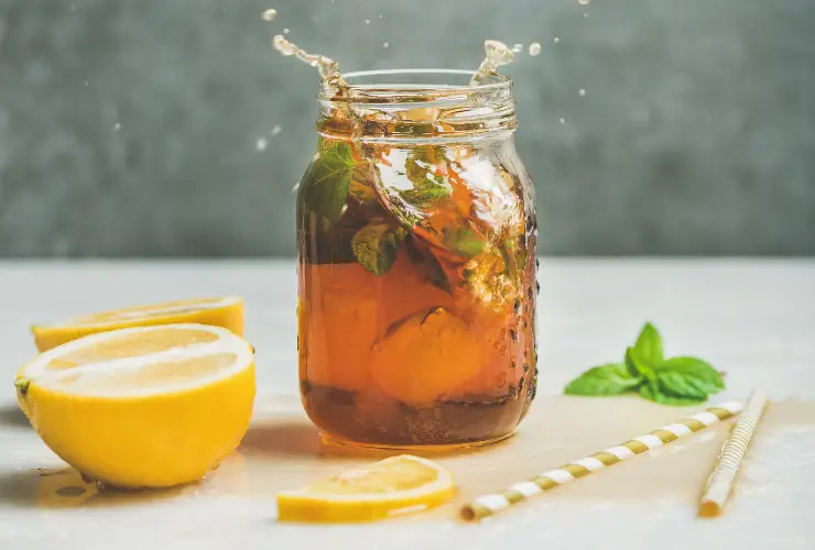 Iced tea how much caffeine is in a glass of iced tea